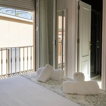 Centriko Francos Apartment Seville Exterior photo